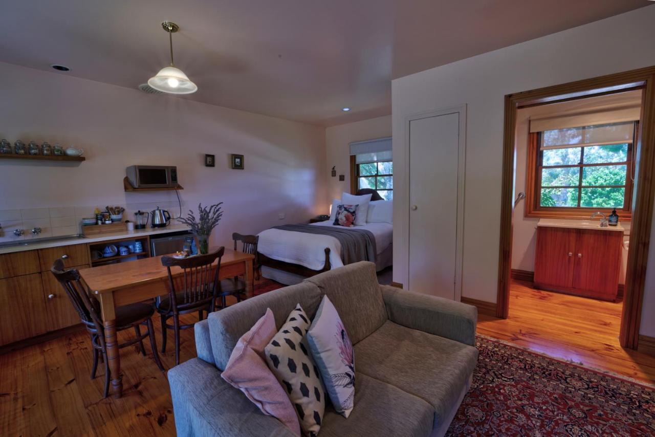 Cherry Plum Cottages Port Fairy Ngoại thất bức ảnh