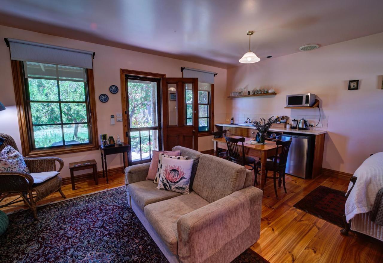 Cherry Plum Cottages Port Fairy Ngoại thất bức ảnh