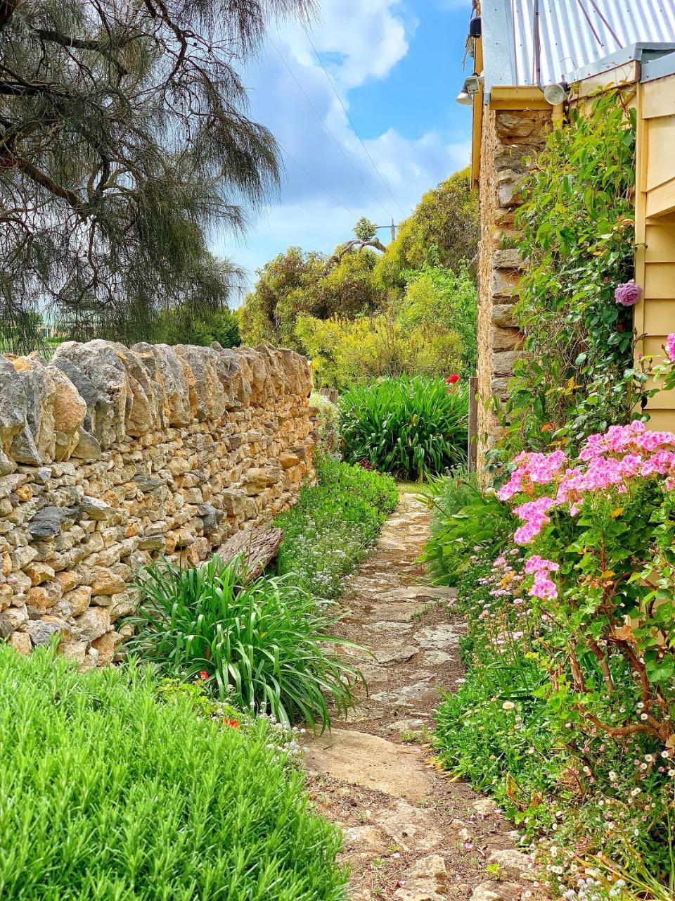 Cherry Plum Cottages Port Fairy Ngoại thất bức ảnh